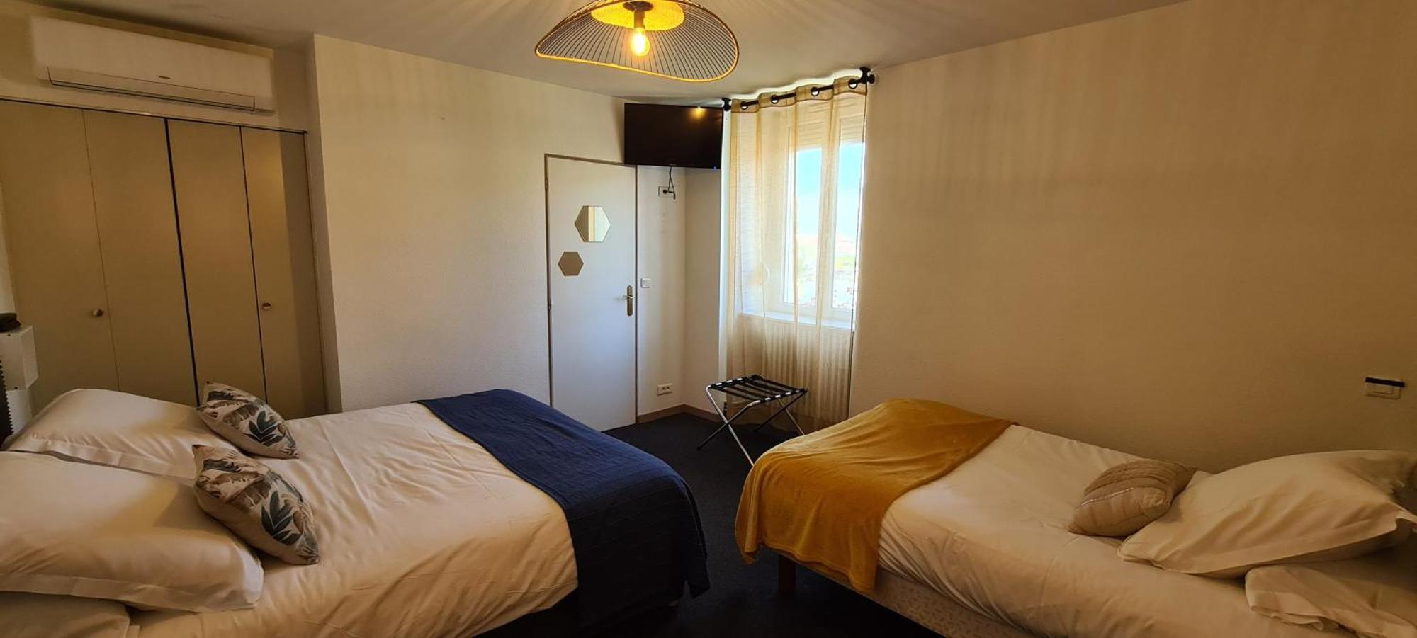 Hotel La Truite de la Loue à Quingey Extérieur photo