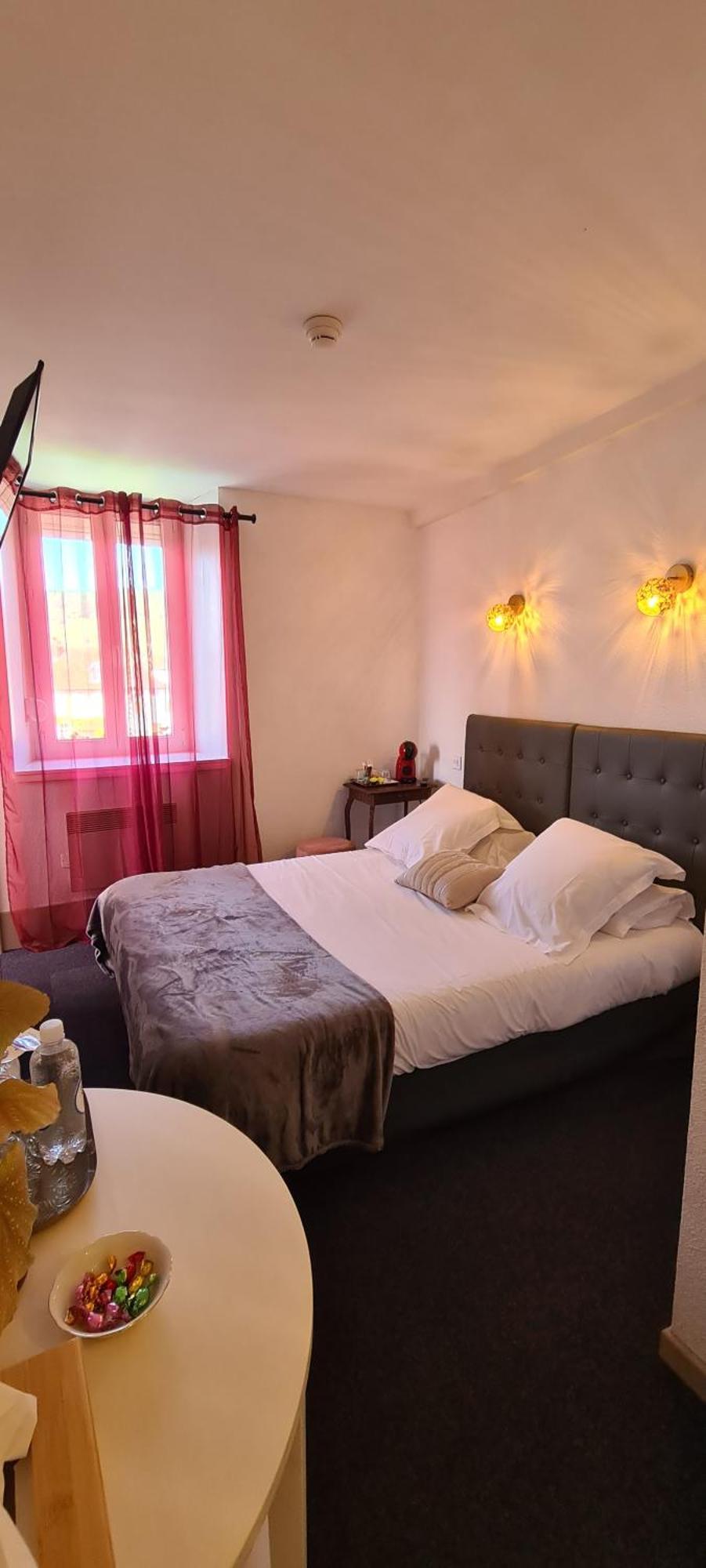 Hotel La Truite de la Loue à Quingey Extérieur photo